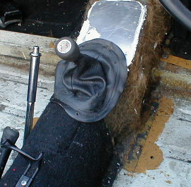 Gear lever gaiter02